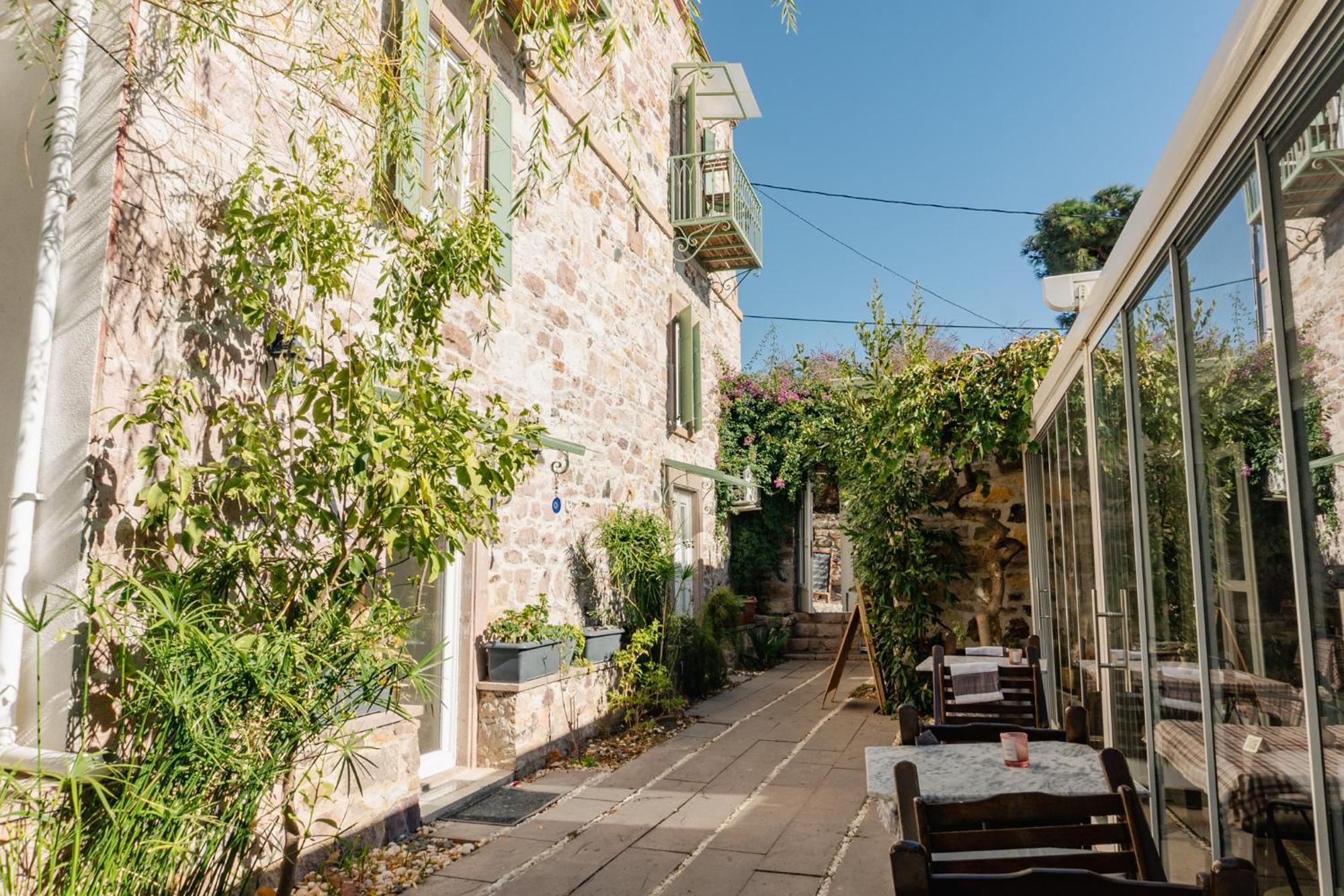 Cunda Ilios Hotel Аявали Екстериор снимка